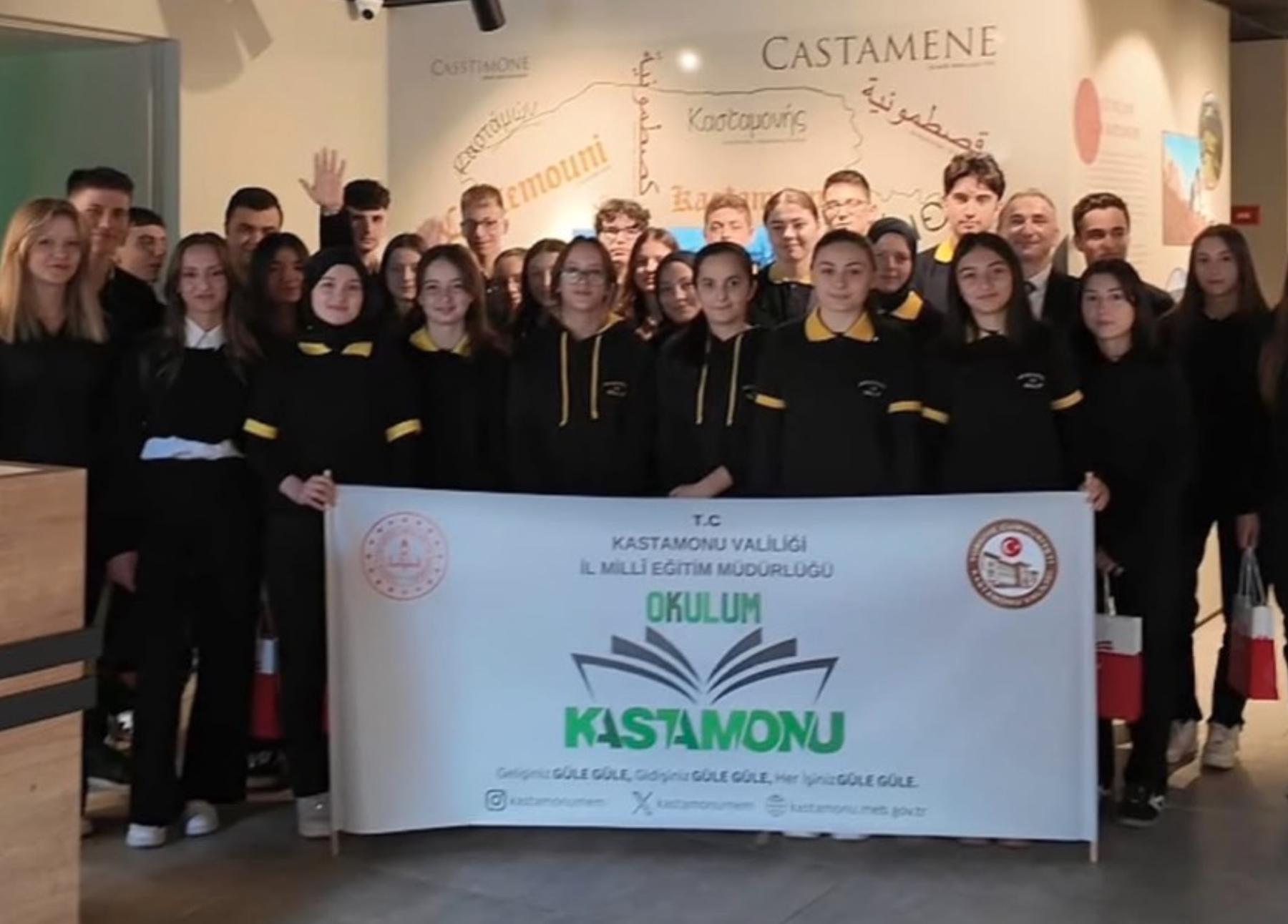 “Okulum Kastamonu” Projesi Kapsamında Şehir Merkezi Turu Düzenlendi